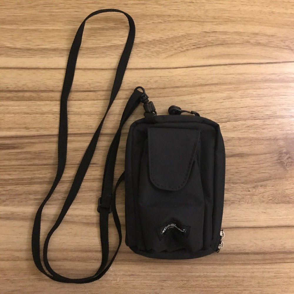 Eddie Bauer Small Black Nylon Crossbody Bag Pouch Organizer Travel Unisex.